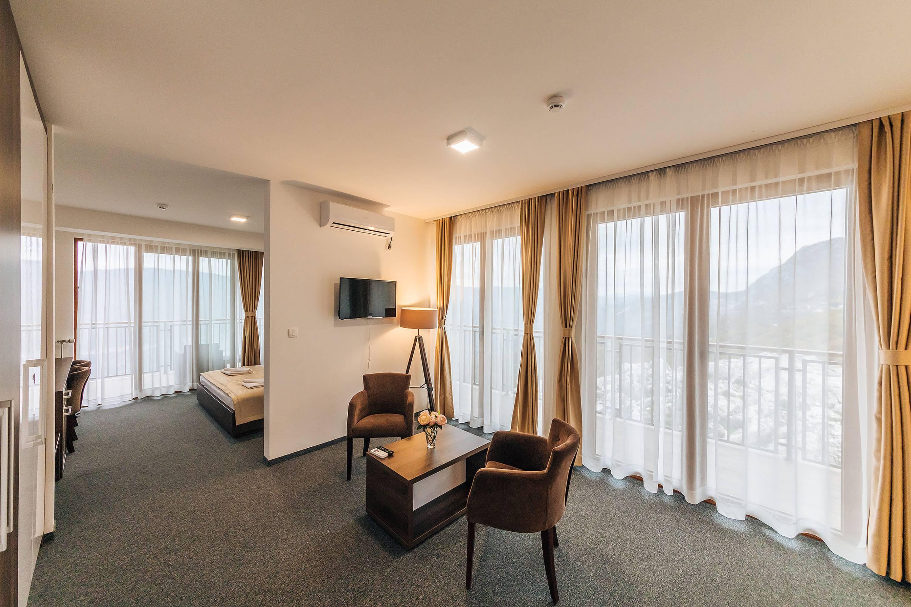Hotel Sokoline Mandici Ngoại thất bức ảnh