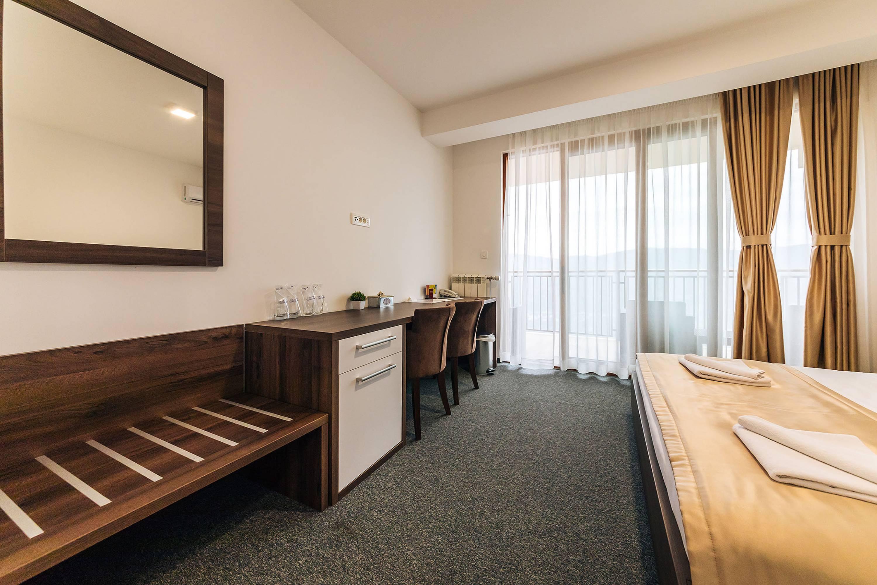 Hotel Sokoline Mandici Ngoại thất bức ảnh