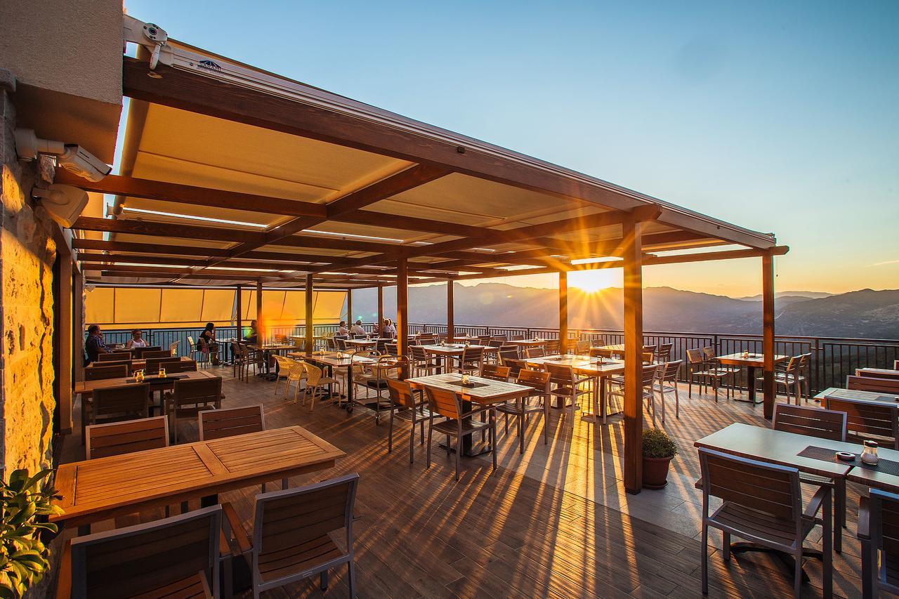 Hotel Sokoline Mandici Ngoại thất bức ảnh